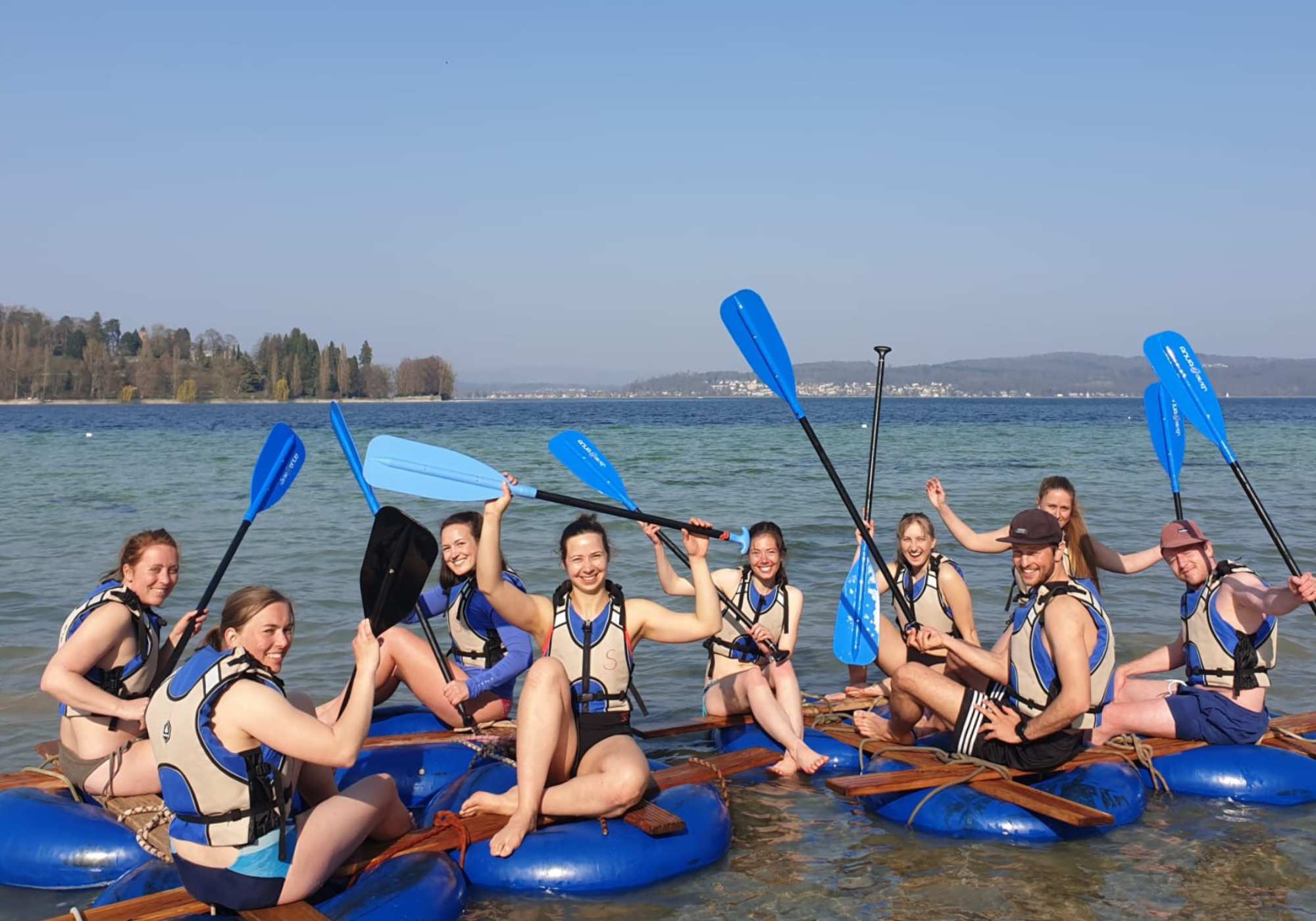 Floßbau Teambuilding